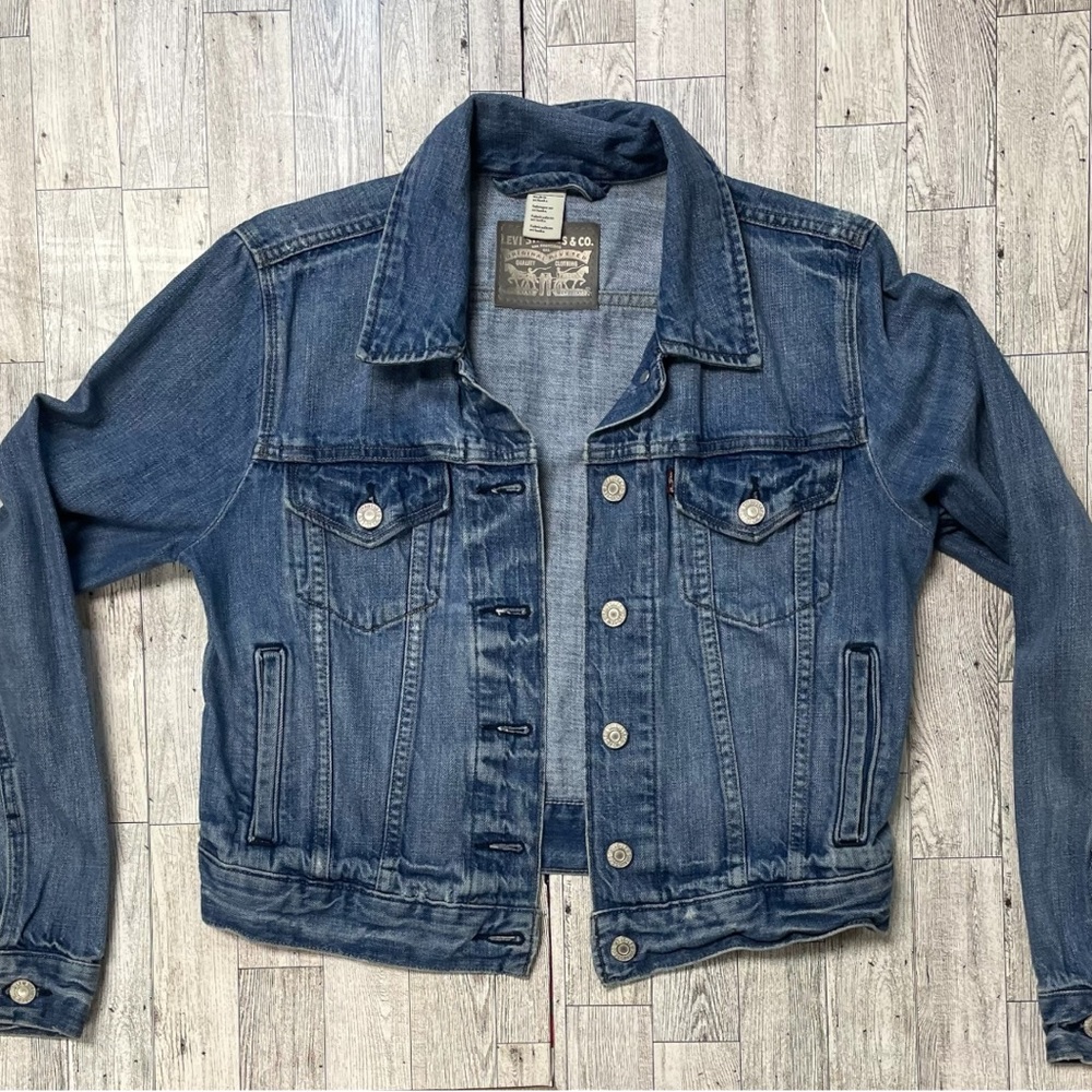 Levi’s denim jacket